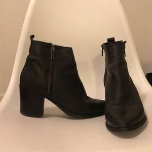 Steve Madden leather booties